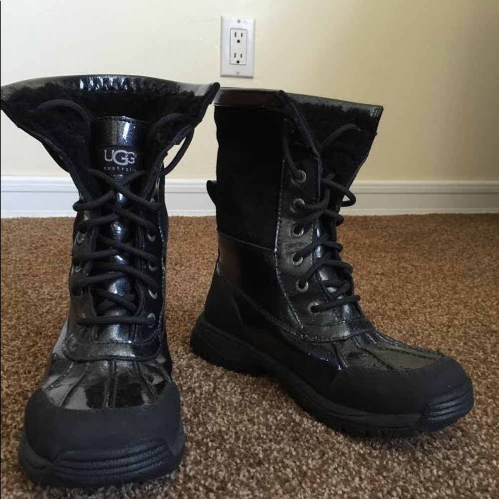 Girl’s size 4 All Weather Ugg Boots